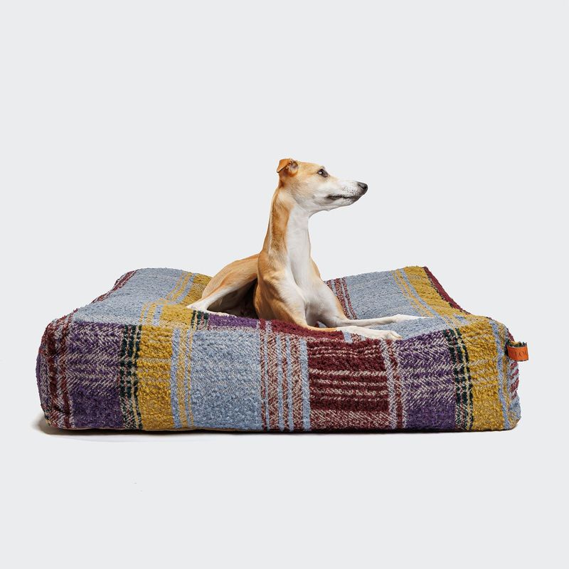 Cloud7 Dog Bed Cube Tartan Purple