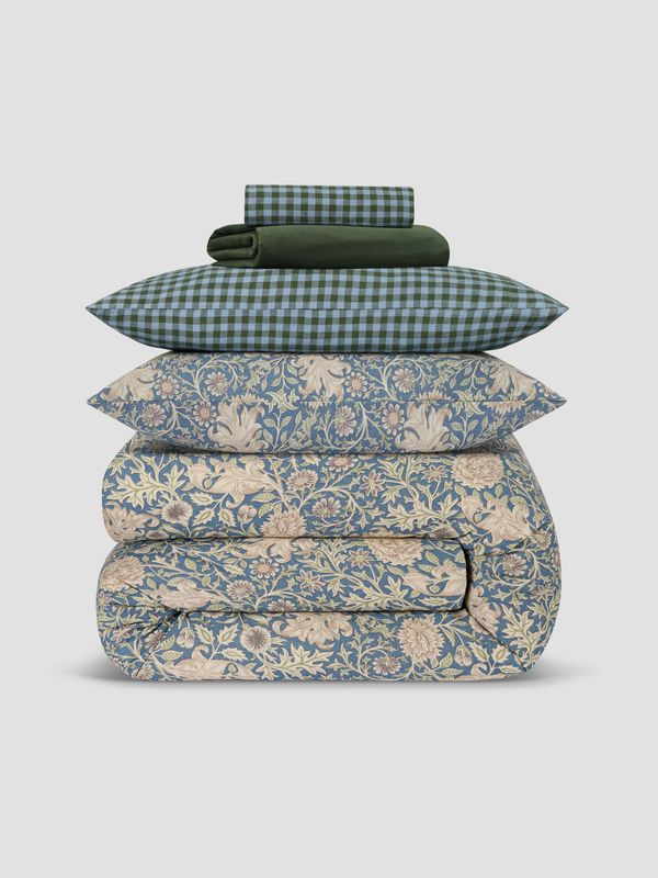 Piglet in Bed Morris & Co & Fern Green Gingham Linen Blend Bedding Set