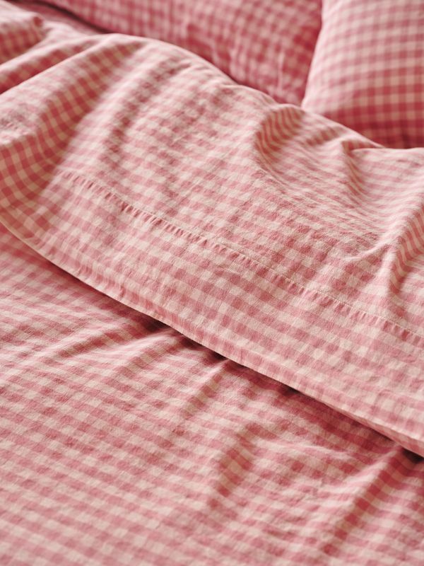 Piglet in Bed Dusty Pink & Rose Color Drenched Gingham Linen Blend Flat Sheet