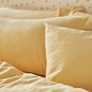 Piglet in Bed Butter Yellow Linen Blend Pillowcases (Pair)