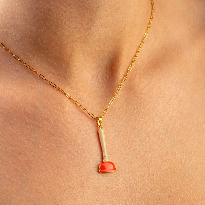 SINK PLUNGER Necklace with pendant - Toiletpaper Jewels | Seletti 이탈리아 디자인 - Image 2