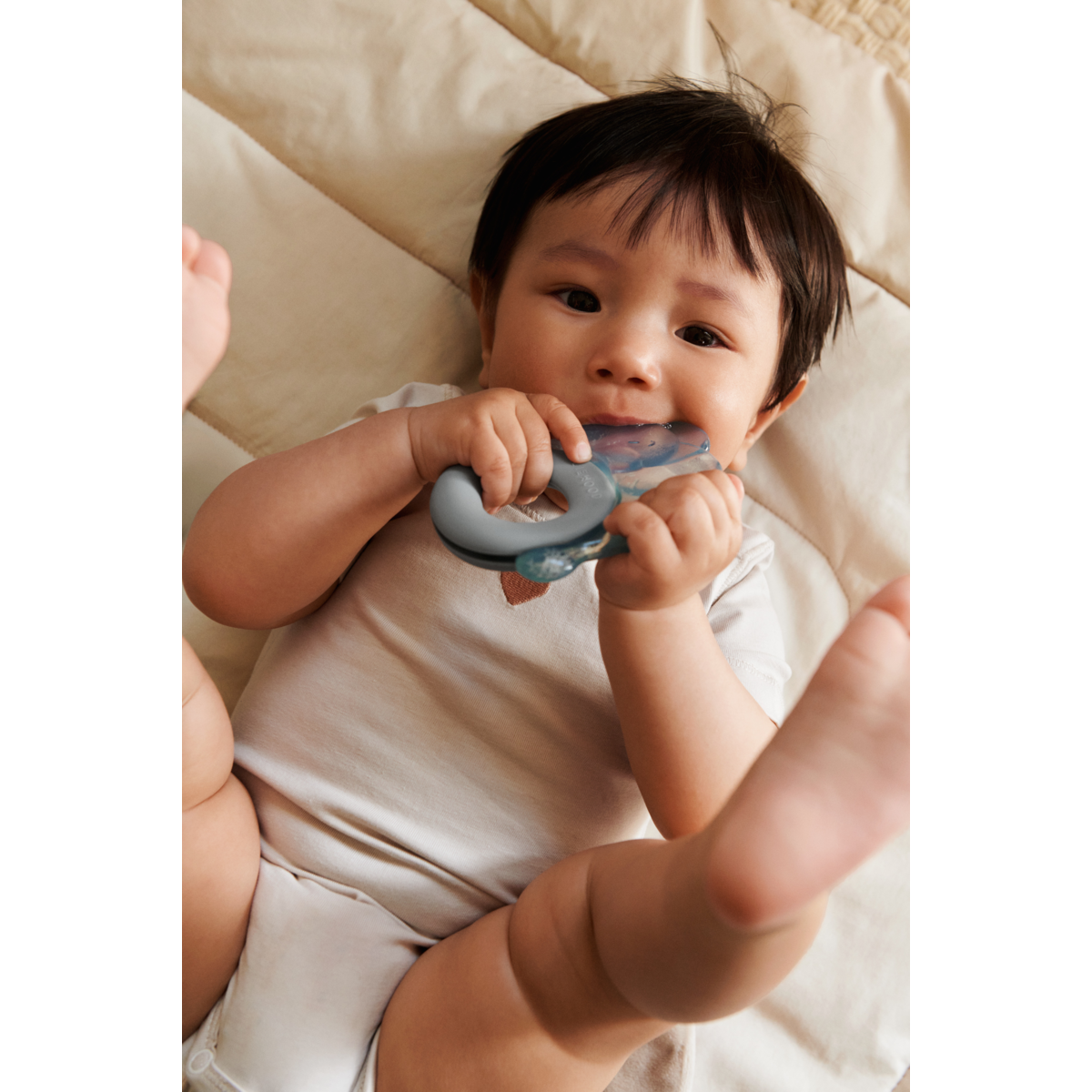 리우드 쿨링 치발기 (냉장보관) - 도브 블루 | Rita Elephant Cooling Teether 2-Pack - Sandy / Dove blue - Image 2
