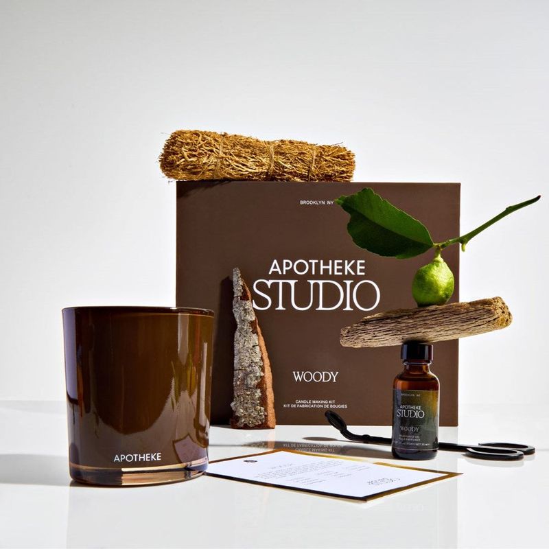 APOTHEKE Woody Candle Making Kit - Image 3
