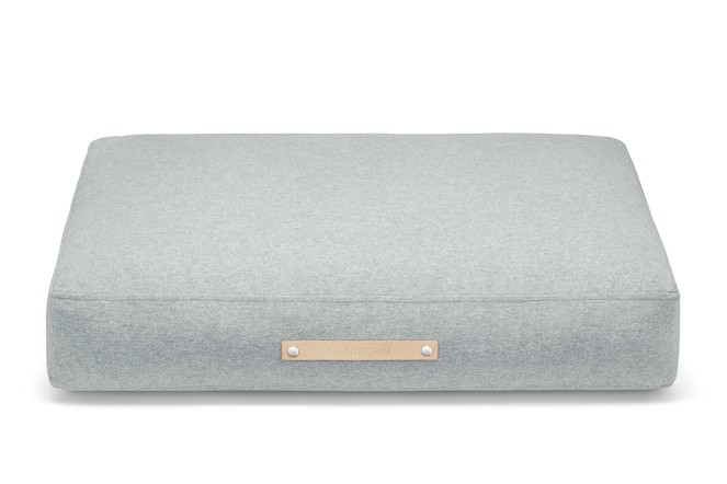 Labbvenn 라브벤 Oslo Dog Cushion- Cloud 강아지 벨기에 디자인
